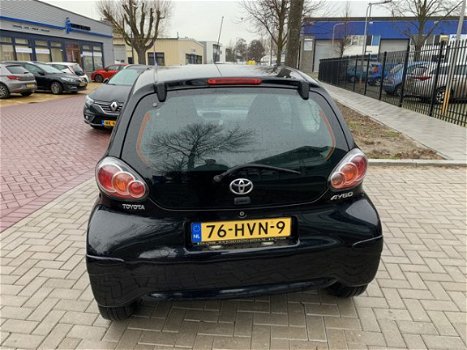 Toyota Aygo - 1.0-12V Access Airco Nap nieuwe apk tot 3-1-2021 - 1