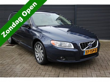 Volvo V70 - 1.6 T4 Limited Edition 2e EIGENAAR_LEDER_XENON - 1