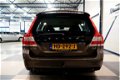 Volvo V70 - 2.0 D4 133kW/181pk 6-bak Dynamic Edition CLIMA + CRUISE + ADAPT.BI-XENON + NAVI SENSUS + - 1 - Thumbnail