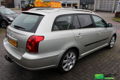 Toyota Avensis Wagon - 2.0 16v VVT-i D4 Linea Luna - 1 - Thumbnail