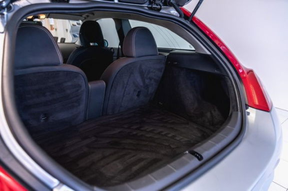 Volvo C30 - 1.6 R-Edition, R-Design. Een Zweeds juweel - Afbeelding 4