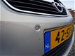 Opel Zafira - 2.2 Cosmo Autom + PDC + 1/2 Leer Nu € 4.975, - 1 - Thumbnail