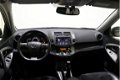 Toyota RAV4 - 2.0 VVTi X-Style 2WD, NAVI, Climate & Cruise, LM velgen, Dealer onderhouden - 1 - Thumbnail