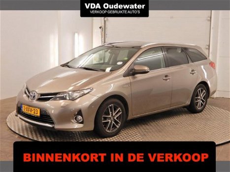 Toyota Auris Touring Sports - 1.8 Hybrid Lease+ Xenon PDC Keyless Pano Navi CAM - 1