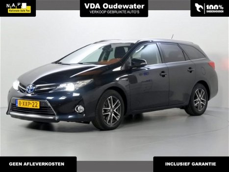 Toyota Auris Touring Sports - 1.8 Hybrid Lease+ Xenon PDC Keyless Pano Navi CAM - 1