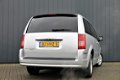 Chrysler Grand Voyager - 3.8i V6 SE AUTOMAAT / STOW 'N GO / LEDER / NAVI / 7 PERS - 1 - Thumbnail