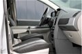 Chrysler Grand Voyager - 3.8i V6 SE AUTOMAAT / STOW 'N GO / LEDER / NAVI / 7 PERS - 1 - Thumbnail