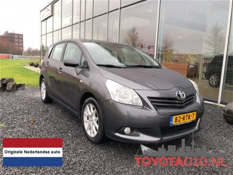 Toyota Verso - 1.8 VVT-i Business Navi Panodak Camera LMV Cruise - 1