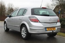 Opel Astra - 1.4I 90pk Temptation airco/cruise/trekhaak/5-drs