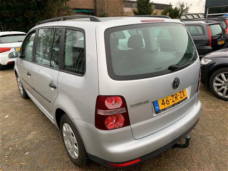 Volkswagen Touran - 1.6 Optive - 1