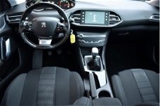 Peugeot 308 SW - 1.6 BlueHDI Executive Pack Panoramadak/Camera/Navi/Trekhaak