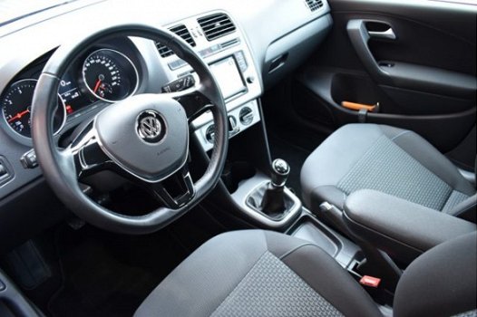 Volkswagen Polo - 1.4 TDI BlueMotion Navigatie/Airco/Cruise - 1