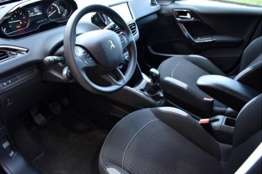 Peugeot 208 - 1.2 PureTech Blue Lion Navigatie - 1