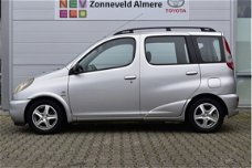 Toyota Yaris Verso - 1.5-16V VVT-i Sol