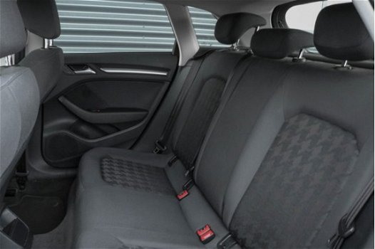 Audi A3 Sportback - 1.4 TFSI CoD Attraction Automaat 1e Eigenaar NL-auto Airco Cruise Control LMV - 1