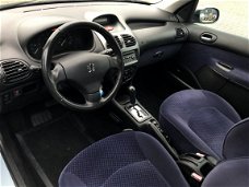 Peugeot 206 - 3DRS 1.4 Gentry Automaat Airco / Trekhaak