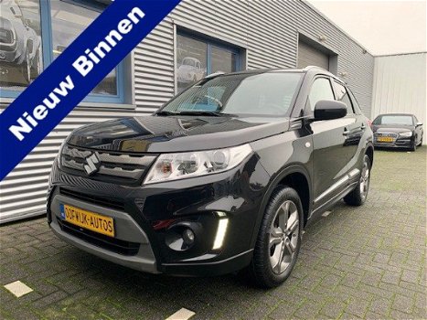 Suzuki Vitara - 1.6 Exclusive Clima Navi+Camera Cruise-Control - 1