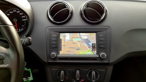 Seat Ibiza - 1.4 TDI Style Connect Android auto en Apple carplay, als NIEUW - 1