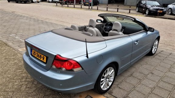 Volvo C70 Convertible - 2.4 D5 Momentum Automaat, LUXE cabrio - 1