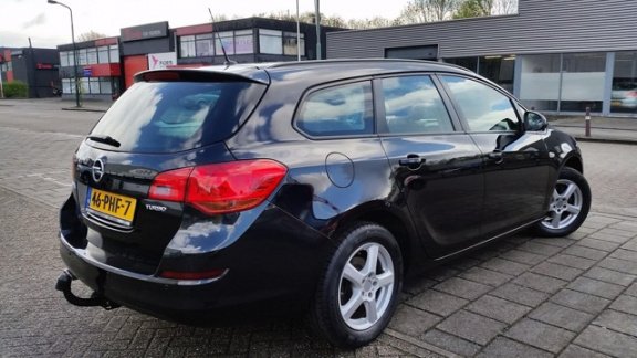 Opel Astra Sports Tourer - 1.4 Turbo Edition Trekhaak, parkeersensoren - 1