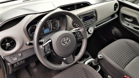Toyota Yaris - 1.0 VVT-i Comfort Android auto en Apple carplay, 100% onderhouden - 1