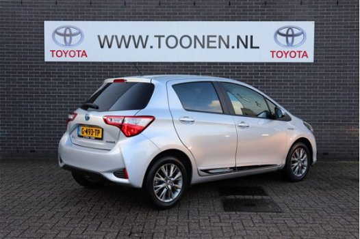 Toyota Yaris - 1.5 Hybrid Design Navigatie-Cruise control-Airco - 1