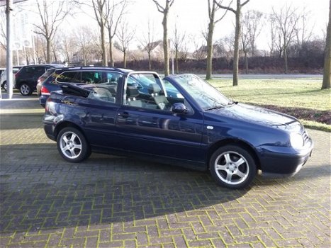 Volkswagen Golf Cabriolet - 1.8 Trendline NETTE AUTO STOFFEN DAK ZONDER SLIJTAGE PLEKKEN - 1