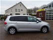 Volkswagen Touran - 1.6 TDI Automaat 7-Pers Highline Navi, Pdc v+a - 1 - Thumbnail