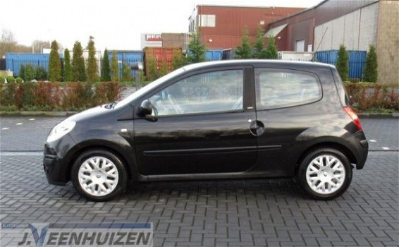 Renault Twingo - 1.2-16V Initiale Bj'08 Luxe uitvoering, leder, parkeerhulp - 1