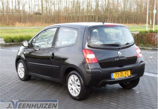 Renault Twingo - 1.2-16V Initiale Bj'08 Luxe uitvoering, leder, parkeerhulp - 1