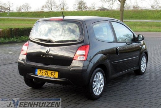 Renault Twingo - 1.2-16V Initiale Bj'08 Luxe uitvoering, leder, parkeerhulp - 1