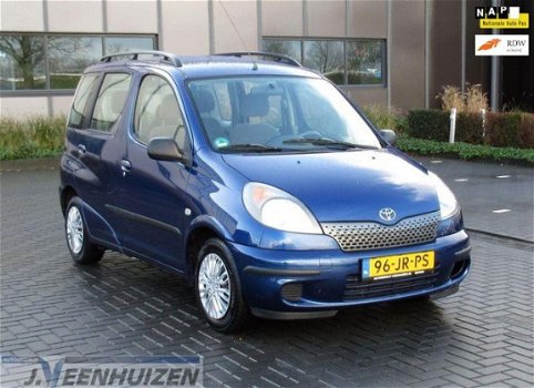 Toyota Yaris Verso - 1.3-16V VVT-i Sol Bj'02 Nieuwe APK - 1