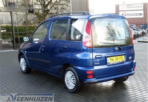 Toyota Yaris Verso - 1.3-16V VVT-i Sol Bj'02 Nieuwe APK - 1