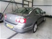 Volkswagen Passat - 2.0 TDI Trendline - 1 - Thumbnail