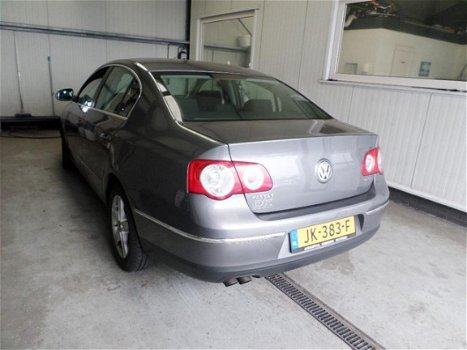 Volkswagen Passat - 2.0 TDI Trendline - 1