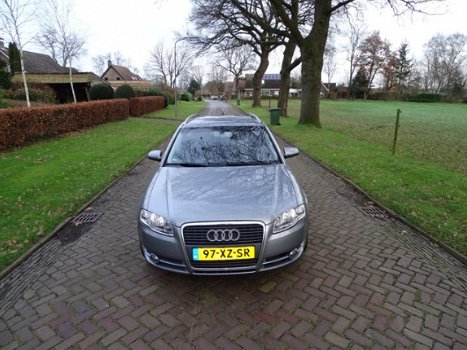 Audi A4 Avant - 2.0 TDI Advance - 1