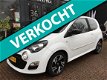 Renault Twingo - 1.2 16V Dynamique Airco/Nieuwstaat/DealerAuto - 1 - Thumbnail
