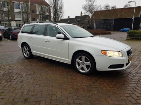 Volvo V70 - 2.4 D5, 215pk, Autm., Nw. motor - 1