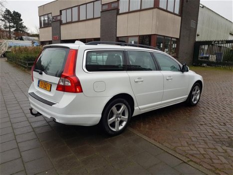 Volvo V70 - 2.4 D5, 215pk, Autm., Nw. motor - 1