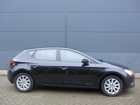 Seat Leon - 1.2 TSI Style/5drs/Winterbanden - 1