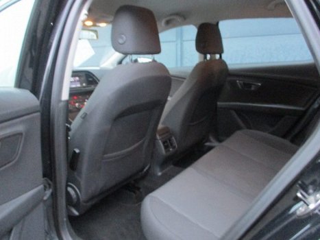 Seat Leon - 1.2 TSI Style/5drs/Winterbanden - 1