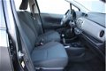 Toyota Yaris - 1.0 VVT-i Aspiration Airco/Camera/Bluetooth - 1 - Thumbnail