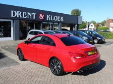 Mercedes-Benz CLA-Klasse - 180 Ambition AUTOMAAT PANORAMADAK / 18 "lm / NAVIGATIE / XENON / URBAN PA