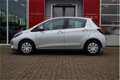 Toyota Yaris - 1.0 VVT-i Aspiration met navigatie - 1 - Thumbnail