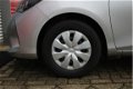 Toyota Yaris - 1.0 VVT-i Aspiration met navigatie - 1 - Thumbnail