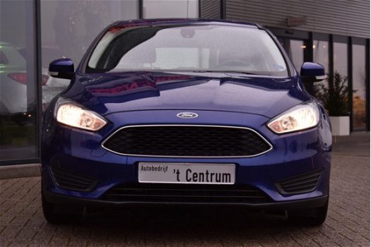 Ford Focus Wagon - 1.0 EcoBoost 125PK Lease Edition, Zesbak, Bluetooth, Isofix, Parkeersensoren - 1