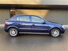 Opel Astra - 1.6-16V Sport