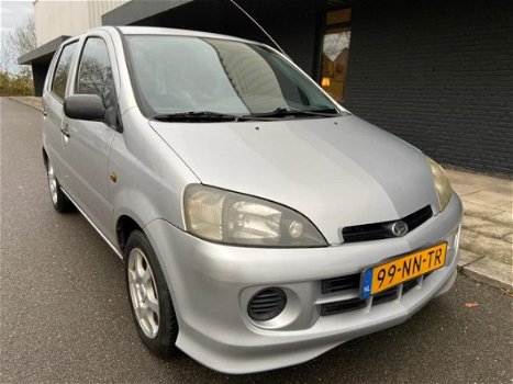 Daihatsu Young RV - 1.0-12V STi - 1