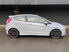 Ford Fiesta - ST200