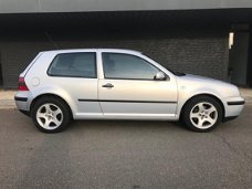 Volkswagen Golf - 1.9 TDI Comfortline